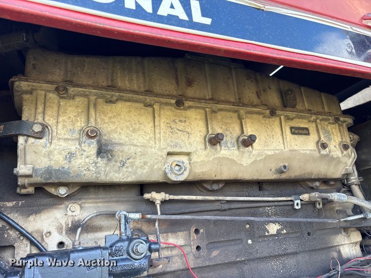 image for item YA3413 1976 International Harvester 4568 4WD tractor