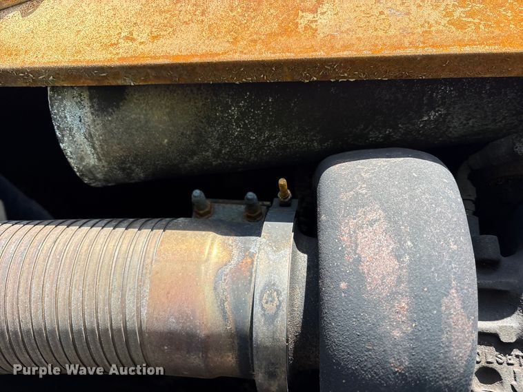 image for item YA3413 1976 International Harvester 4568 4WD tractor