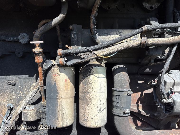 image for item YA3413 1976 International Harvester 4568 4WD tractor