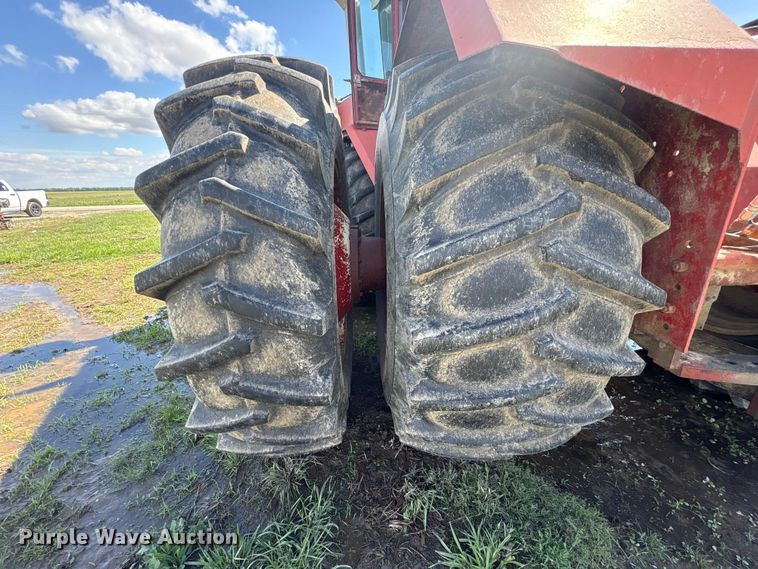 image for item YA3413 1976 International Harvester 4568 4WD tractor