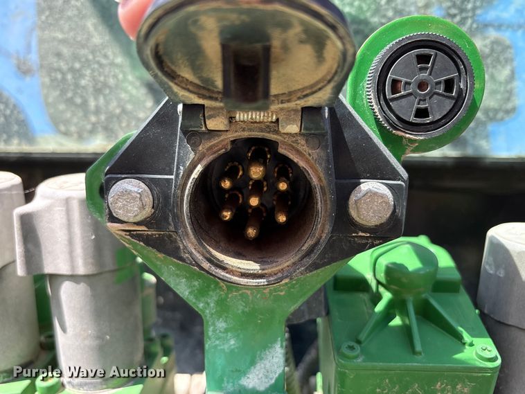image for item YA3416 2017 John Deere 5115R MFWD tractor
