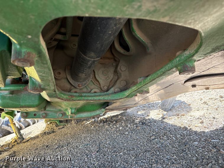 image for item YA3416 2017 John Deere 5115R MFWD tractor