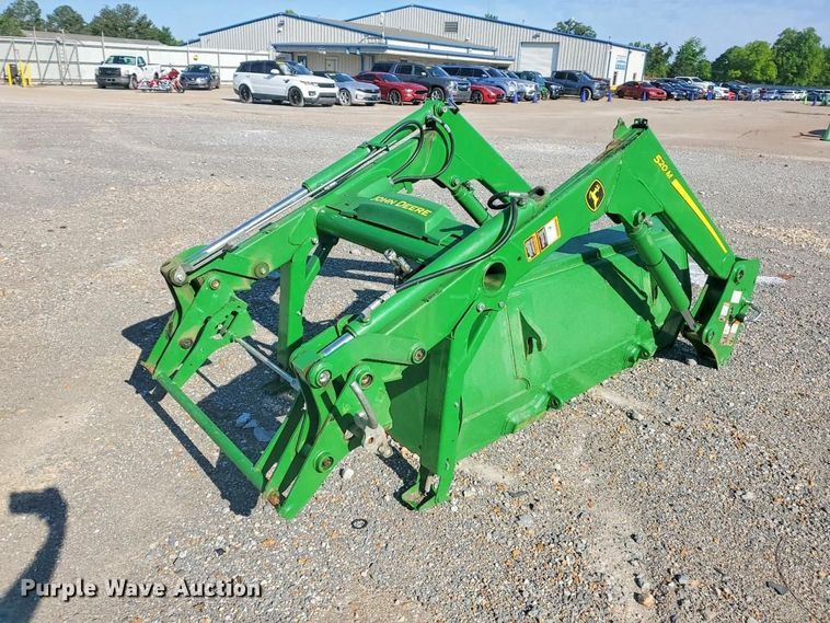 image for item YA3484 2018 John Deere 520M loader