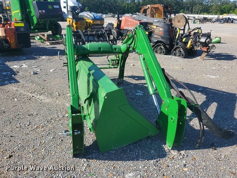 image for item YA3484 2018 John Deere 520M loader