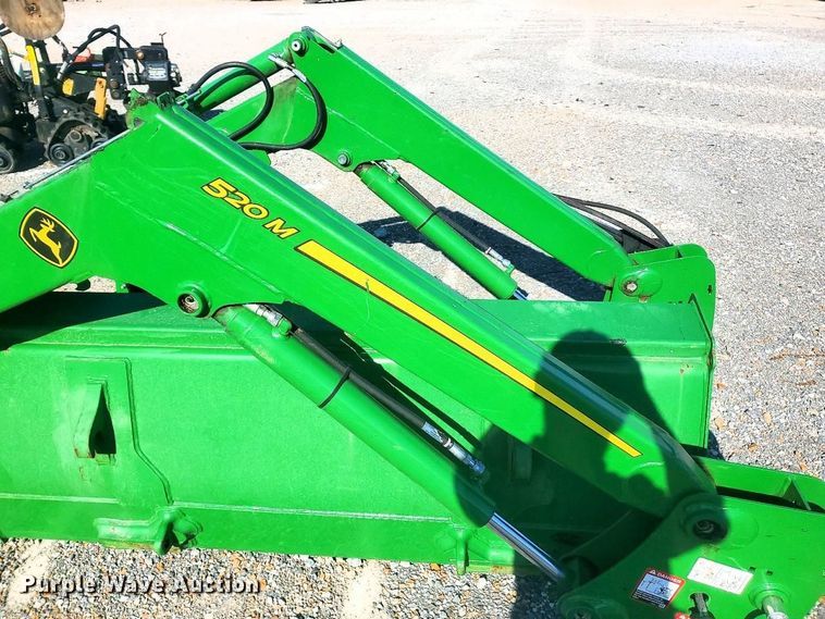 image for item YA3484 2018 John Deere 520M loader