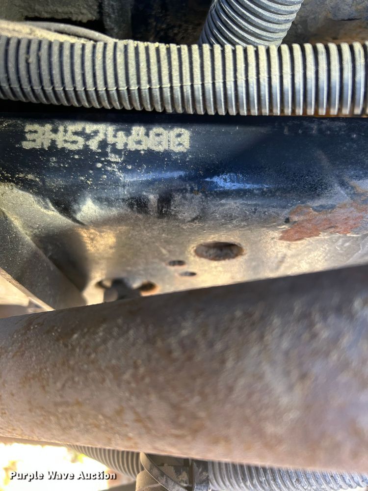 image for item DP5106 2003 International fuel / lube truck