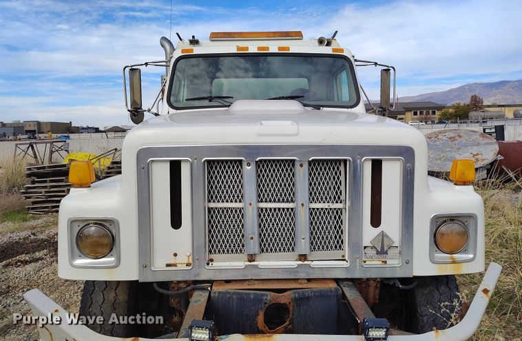 image for item DP5106 2003 International fuel / lube truck