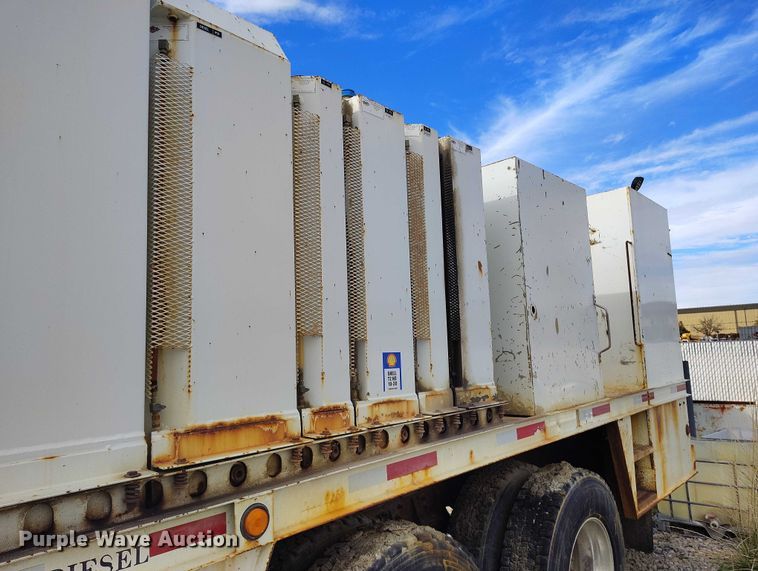 image for item DP5106 2003 International fuel / lube truck