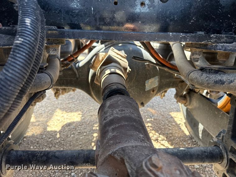 image for item DS6821 2006 Kenworth W900 semi truck