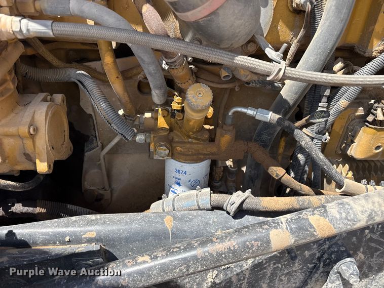 image for item DS6821 2006 Kenworth W900 semi truck