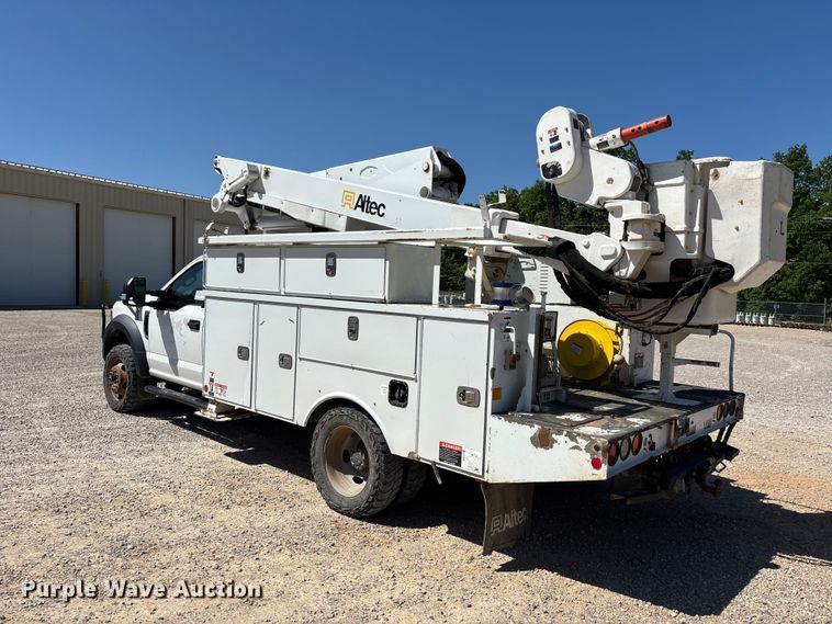 image for item DT0226 2017 Ford F550 bucket truck