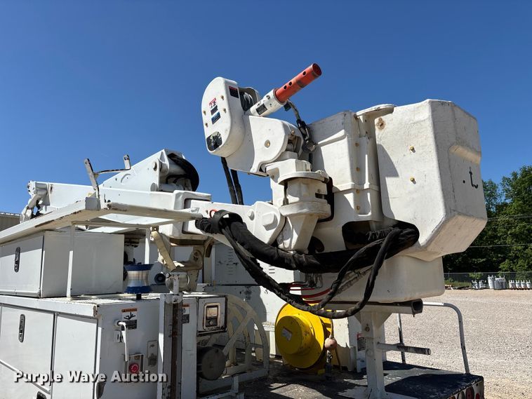 image for item DT0226 2017 Ford F550 bucket truck