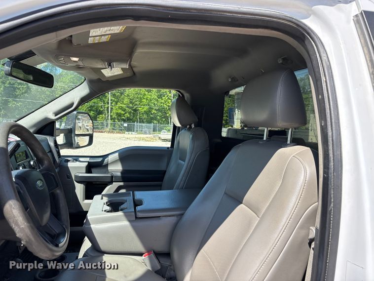 image for item DT0226 2017 Ford F550 bucket truck