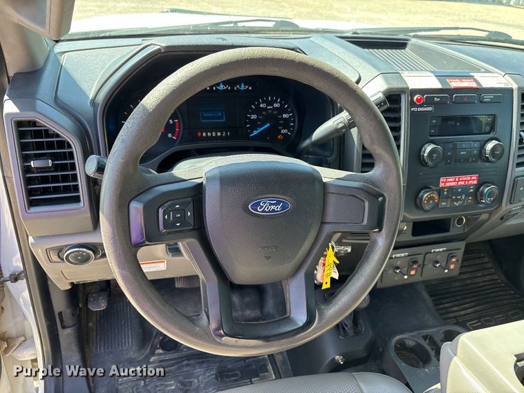 image for item DT0226 2017 Ford F550 bucket truck