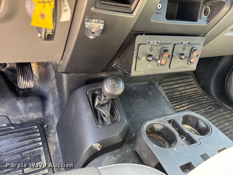 image for item DT0226 2017 Ford F550 bucket truck