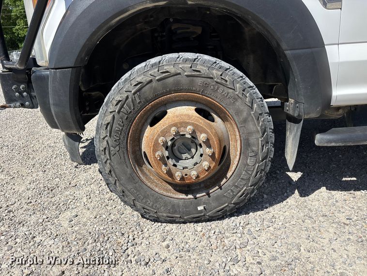 image for item DT0226 2017 Ford F550 bucket truck