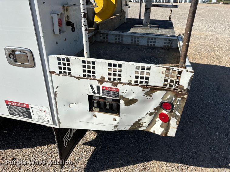 image for item DT0227 2015 Ford F550 bucket truck