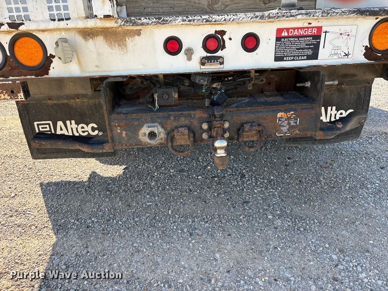 image for item DT0227 2015 Ford F550 bucket truck