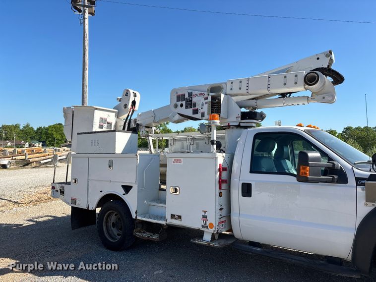 image for item DT0227 2015 Ford F550 bucket truck