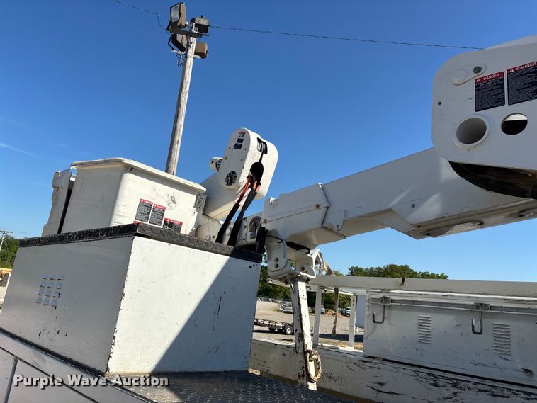 image for item DT0227 2015 Ford F550 bucket truck