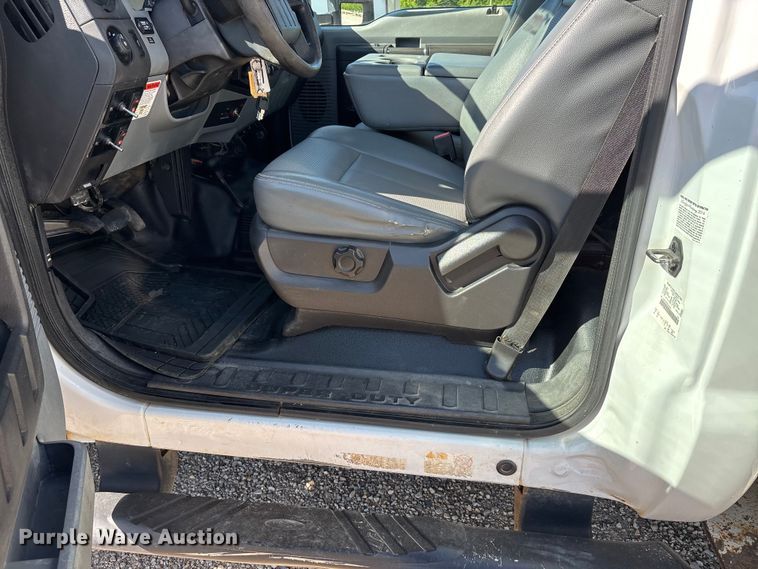 image for item DT0227 2015 Ford F550 bucket truck