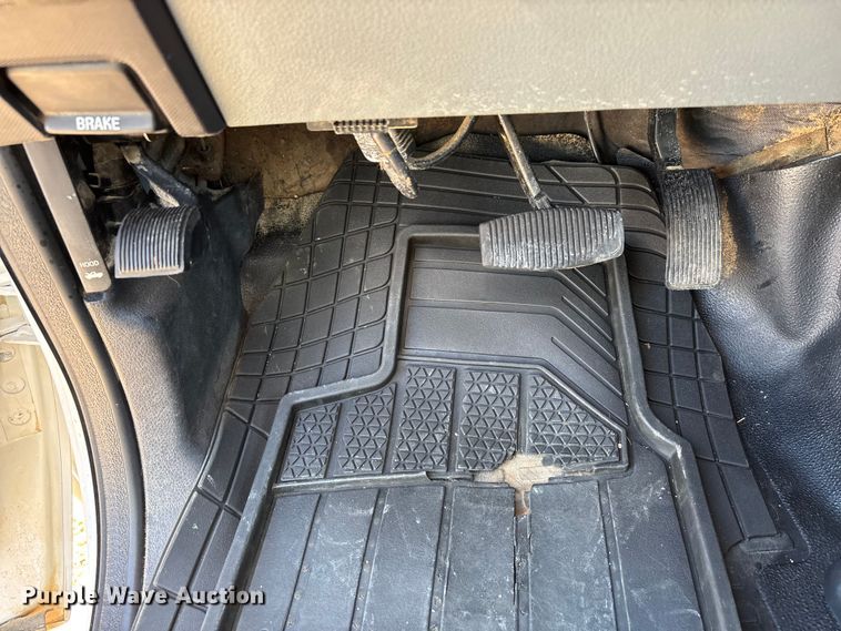 image for item DT0227 2015 Ford F550 bucket truck