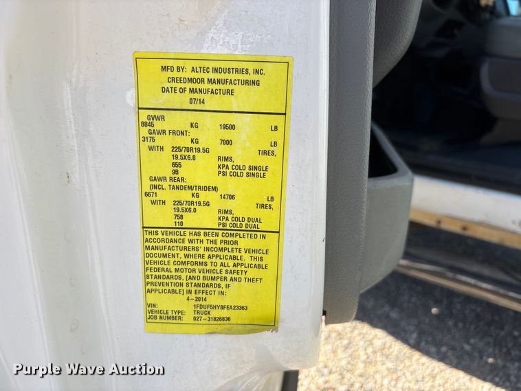 image for item DT0227 2015 Ford F550 bucket truck