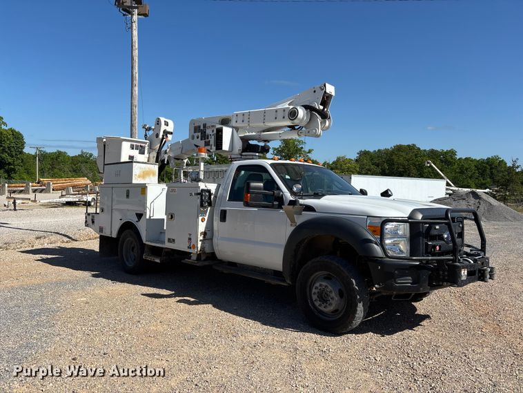 image for item DT0228 2015 Ford F550 bucket truck