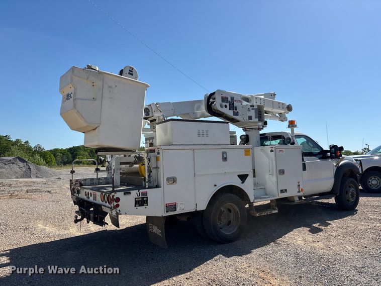 image for item DT0228 2015 Ford F550 bucket truck