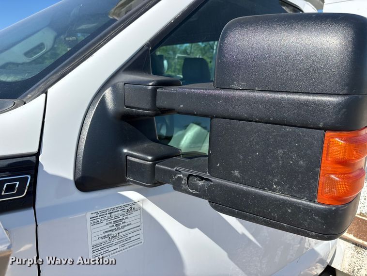 image for item DT0228 2015 Ford F550 bucket truck