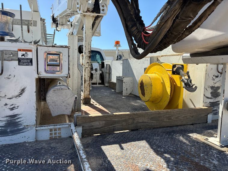 image for item DT0228 2015 Ford F550 bucket truck