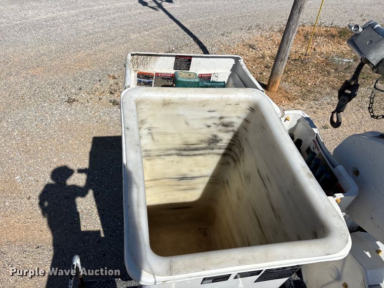 image for item DT0228 2015 Ford F550 bucket truck