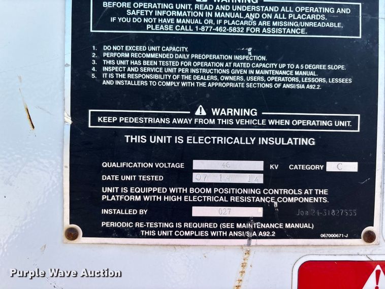 image for item DT0228 2015 Ford F550 bucket truck