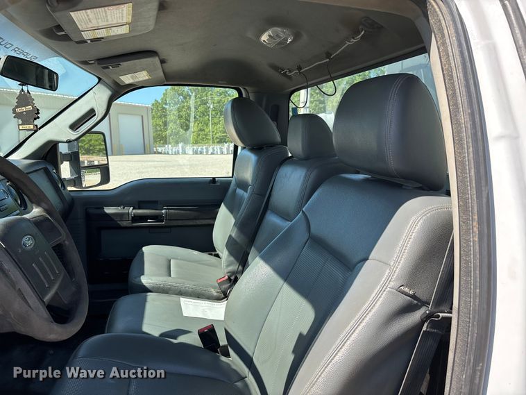 image for item DT0228 2015 Ford F550 bucket truck