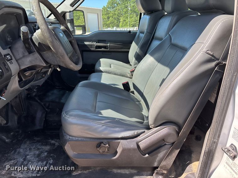 image for item DT0228 2015 Ford F550 bucket truck