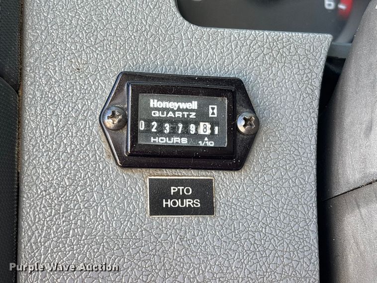 image for item DT0228 2015 Ford F550 bucket truck