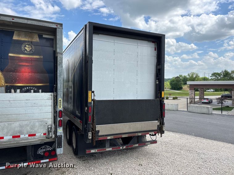 image for item DT0242 2008 Mond Industries dry van trailer