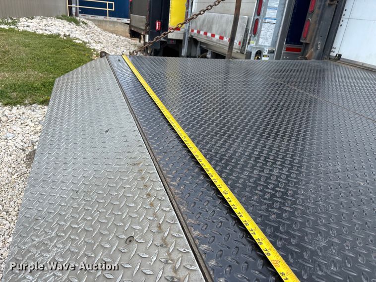 image for item DT0242 2008 Mond Industries dry van trailer