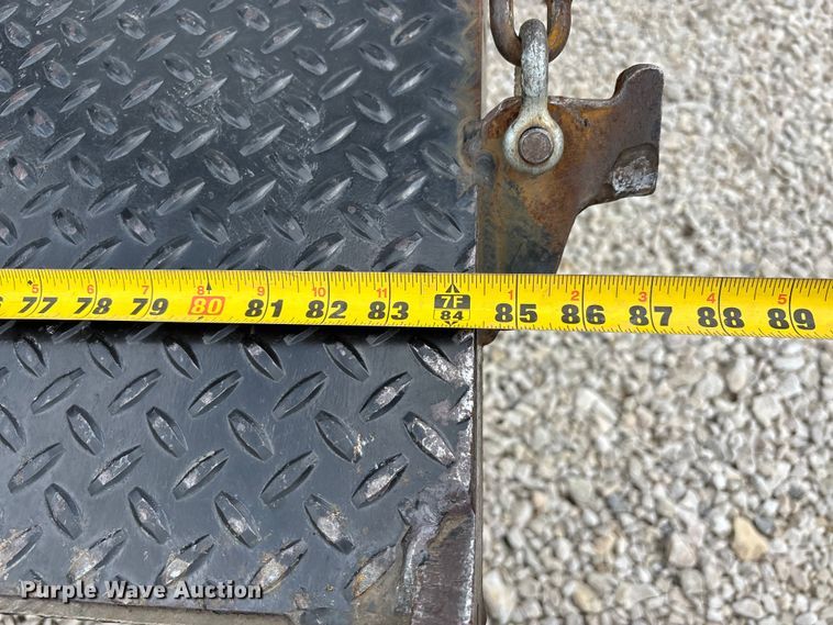 image for item DT0242 2008 Mond Industries dry van trailer