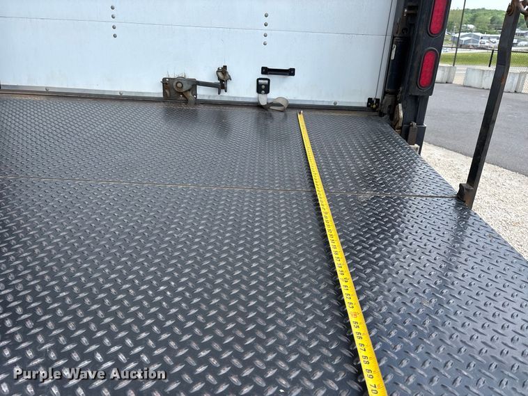 image for item DT0242 2008 Mond Industries dry van trailer