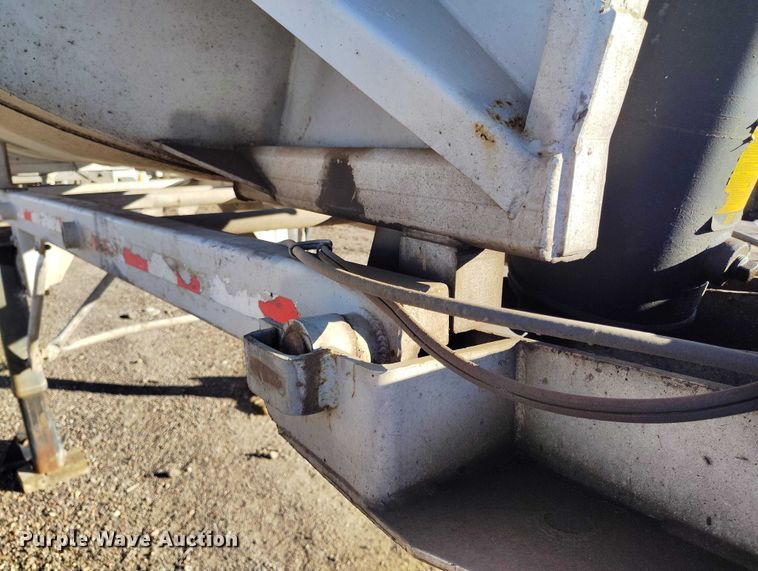 image for item DT0829 2016 Spectec end dump trailer