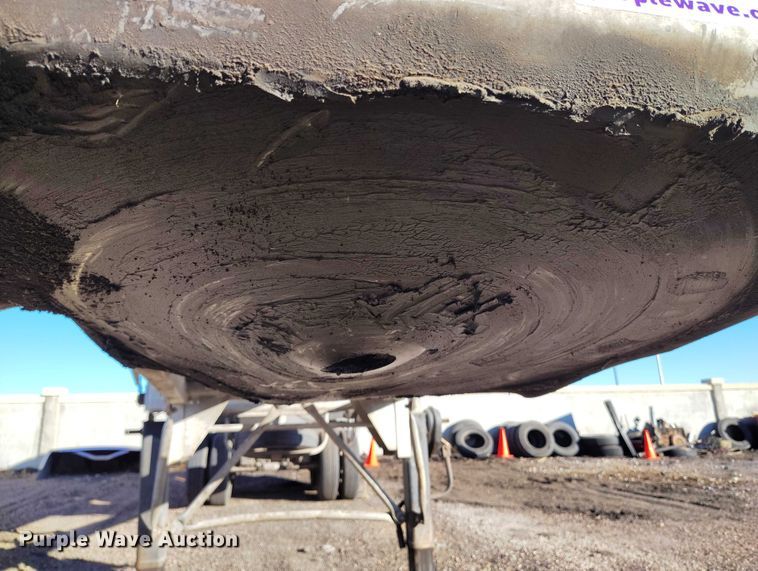 image for item DT0829 2016 Spectec end dump trailer