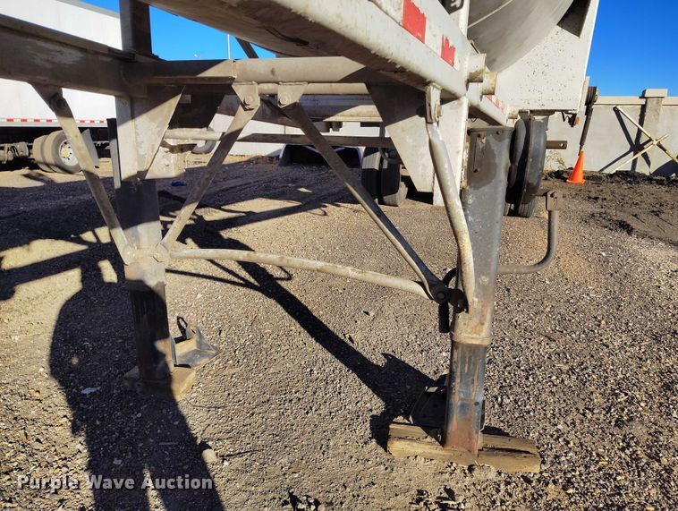 image for item DT0829 2016 Spectec end dump trailer
