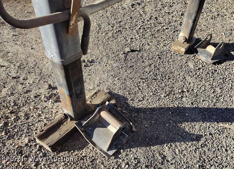 image for item DT0829 2016 Spectec end dump trailer