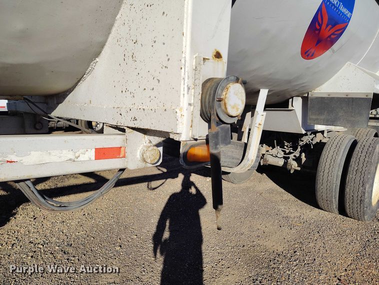 image for item DT0829 2016 Spectec end dump trailer