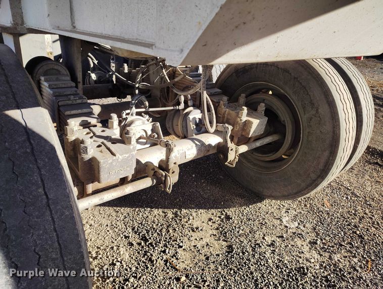 image for item DT0829 2016 Spectec end dump trailer
