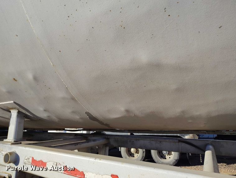 image for item DT0829 2016 Spectec end dump trailer
