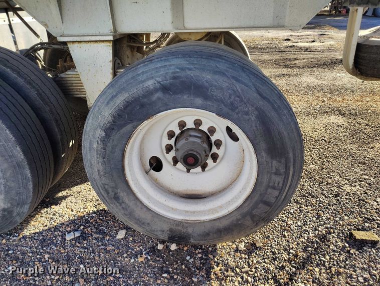 image for item DT0829 2016 Spectec end dump trailer