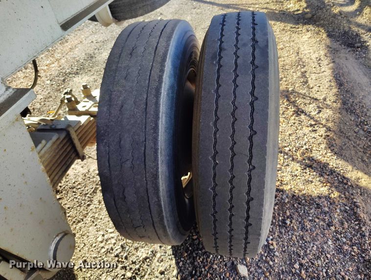 image for item DT0829 2016 Spectec end dump trailer