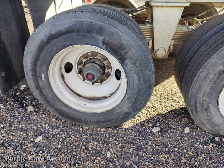 image for item DT0829 2016 Spectec end dump trailer